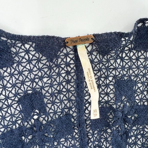 Free People Womens XS Blue Top Crochet Details Snap Closure Linen Cotton Blend - Picture 2 of 6